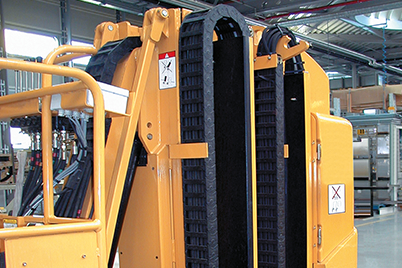 Grove Manlift с энергоцепью, занимающий минимальное пространство