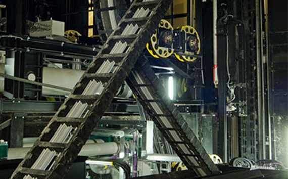 Системы e-spool и zig-zag в составе оборудования сценических платформ