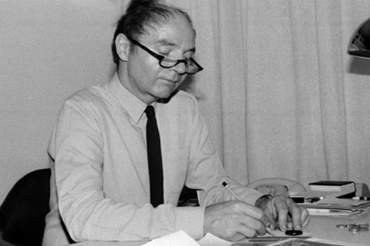 Гюнтер Блазе в 1964 году в рабочем кабинете в компании igus