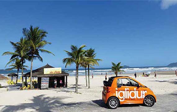 iglidur в турне, автомобиль на пляже в Бразилии