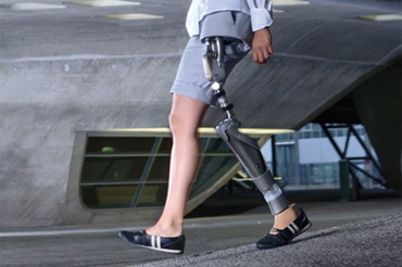 Протезы тазобедренных суставов с подшипниками iglidur от компании Otto Bock HealthCare GmbH